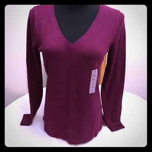 Old Navy V Neck Pullover